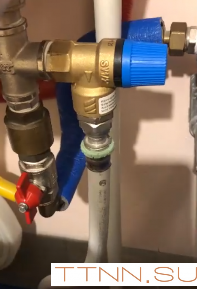 Предохранительный клапан Watts SVW 10 3/4 Предохранительный клапан Watts SVW 10 3/4